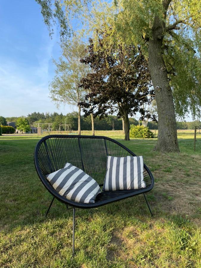 De Gouden Wilg Bed & Breakfast ลุนเทเรน ภายนอก รูปภาพ