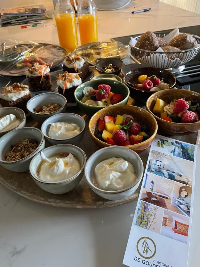 De Gouden Wilg Bed & Breakfast ลุนเทเรน ภายนอก รูปภาพ