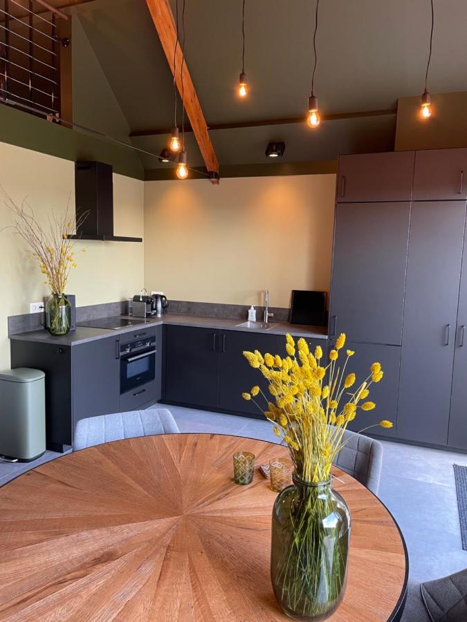 De Gouden Wilg Bed & Breakfast ลุนเทเรน ภายนอก รูปภาพ