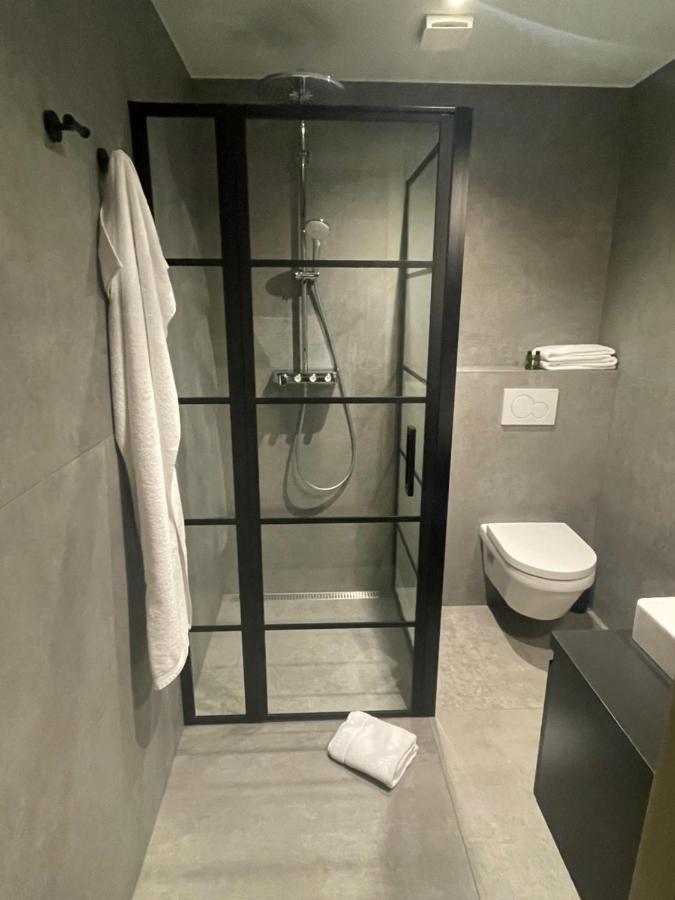 De Gouden Wilg Bed & Breakfast ลุนเทเรน ภายนอก รูปภาพ